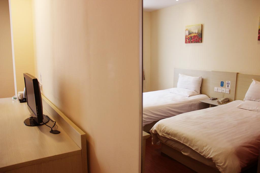 Hanting Hotel Changchun Qimao City Стая снимка