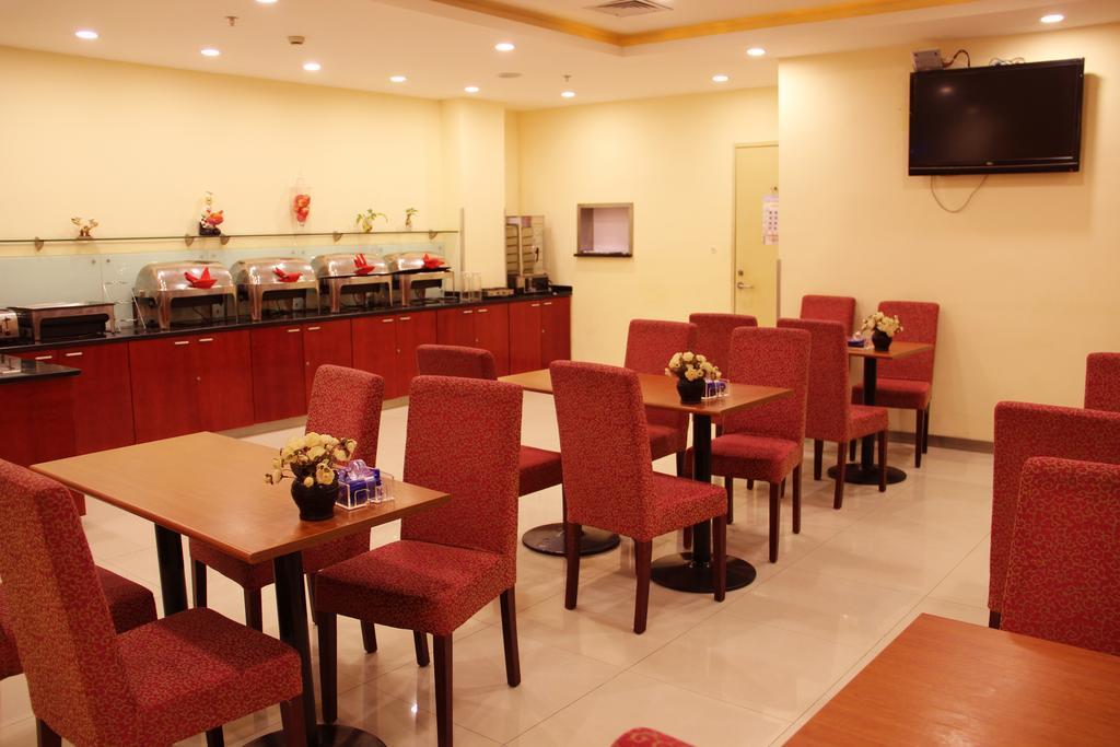 Hanting Hotel Changchun Qimao City Стая снимка